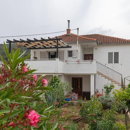 Apartment Marinsko Veli Iž エクステリア 写真