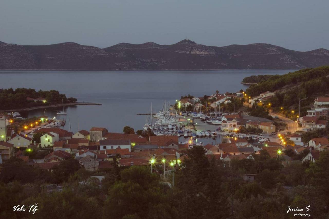 Apartment Marinsko Veli Iž エクステリア 写真